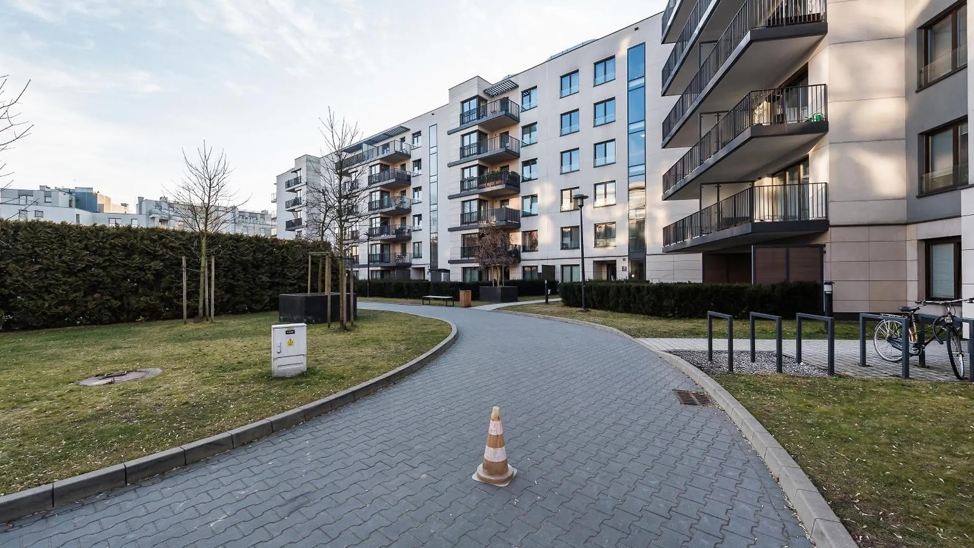 Apartment Przedwiosnie Near City Center By Sun & Snow Krakow