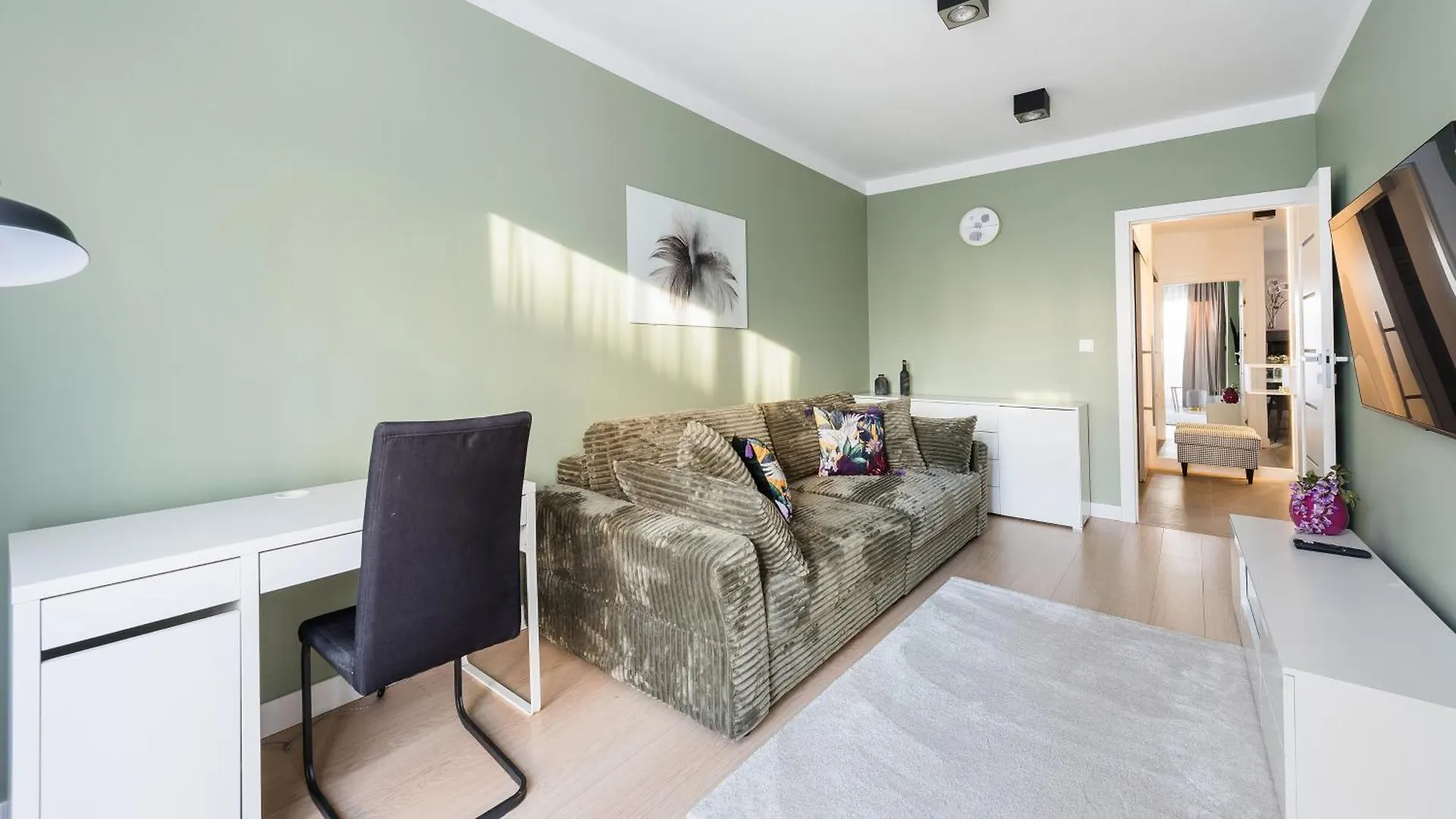 Apartment Przedwiosnie Near City Center By Sun & Snow Krakow Poland